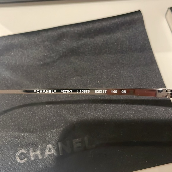 Chanel titanium Sunglasses with gradient lens, butterfly shape. - Picture 4 of 6